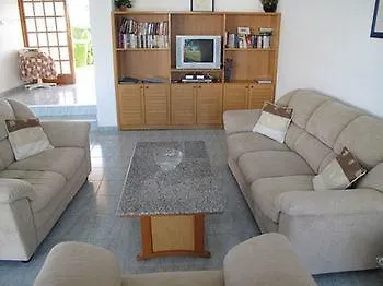 Chriseleni Latchi Βίλα Πόλη