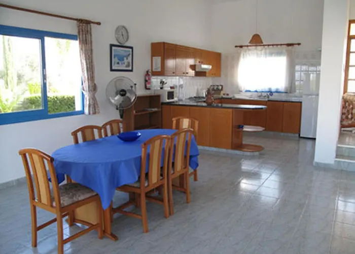 Villa Chriseleni Latchi Polis