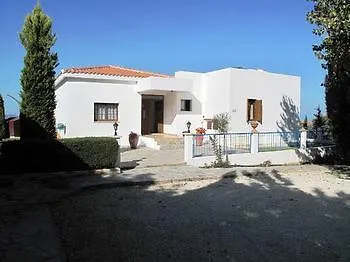 Chriseleni Latchi * Polis