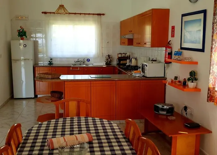 Villa Chriseleni Latchi