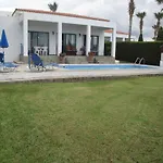 Villa Chriseleni Latchi *
