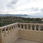 Chriseleni Latchi Polis
