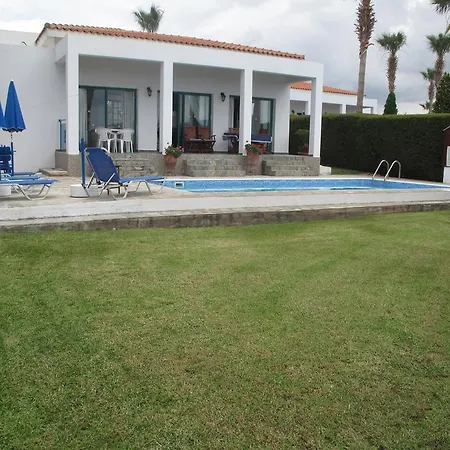 Villa Chriseleni Latchi *