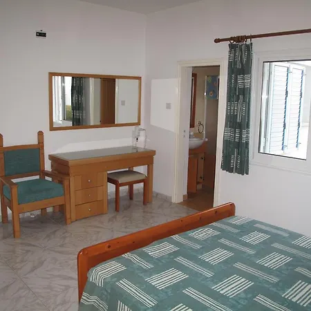 Villa Chriseleni Latchi