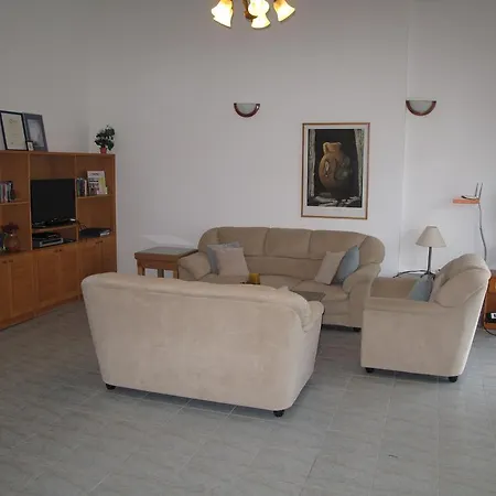 Villa Chriseleni Latchi *