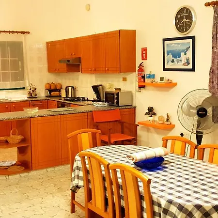 Villa Chriseleni Latchi Polis