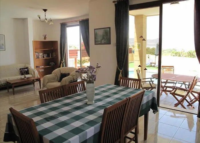 Villa Chriseleni Latchi Polis