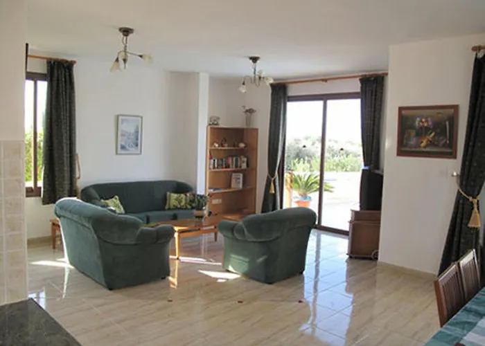 Villa Chriseleni Latchi