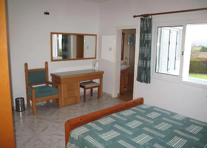 Villa Chriseleni Latchi