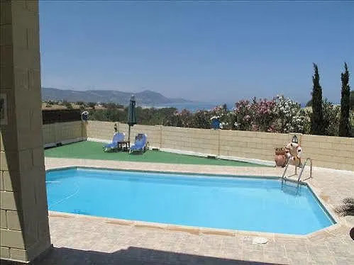 Villa Chriseleni Latchi *