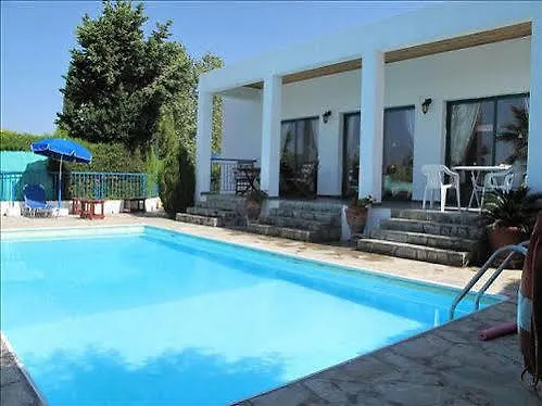 Villa Chriseleni Latchi